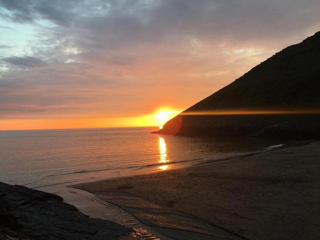 הוילה Wild Coastal Retreat At Troed Y Rhiw Aberporth, West Wales מראה חיצוני תמונה
